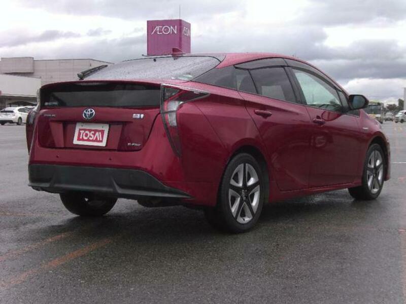 PRIUS-1