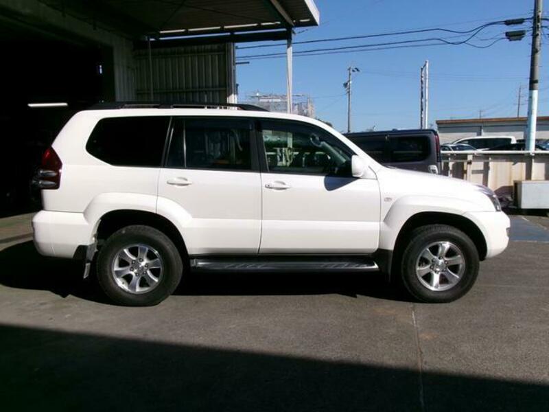 LAND CRUISER PRADO-13