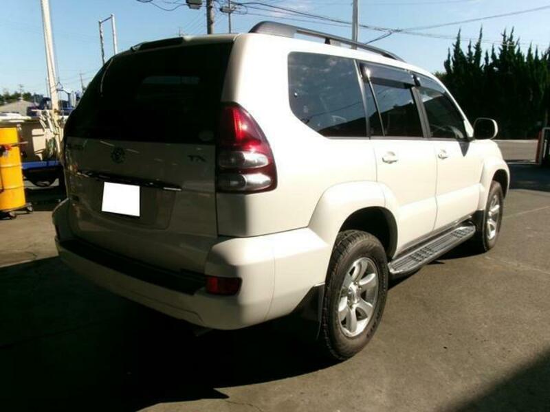 LAND CRUISER PRADO-14