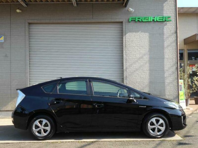 PRIUS-5