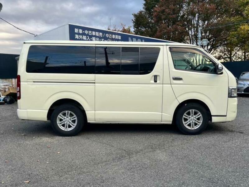 HIACE VAN-16