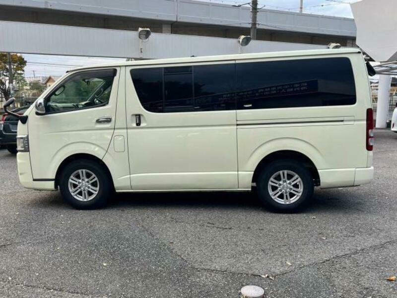 HIACE VAN-17