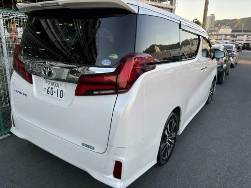 ALPHARD-8