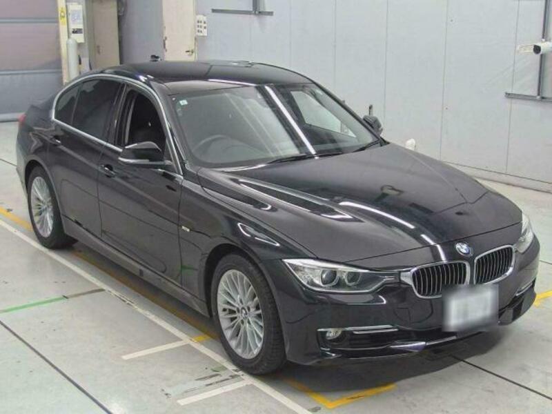 BMW　3 SERIES