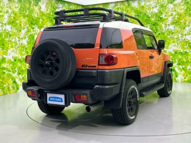 FJ CRUISER-2