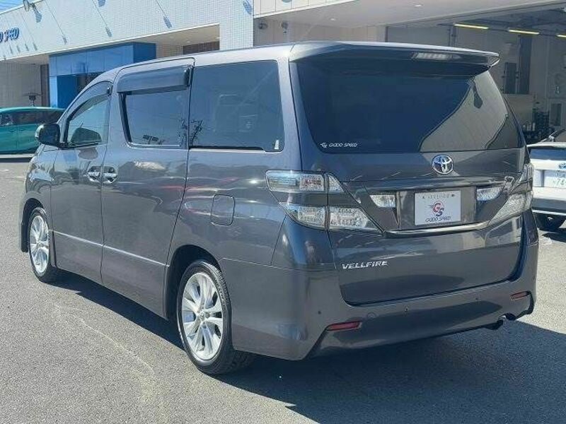 VELLFIRE-15