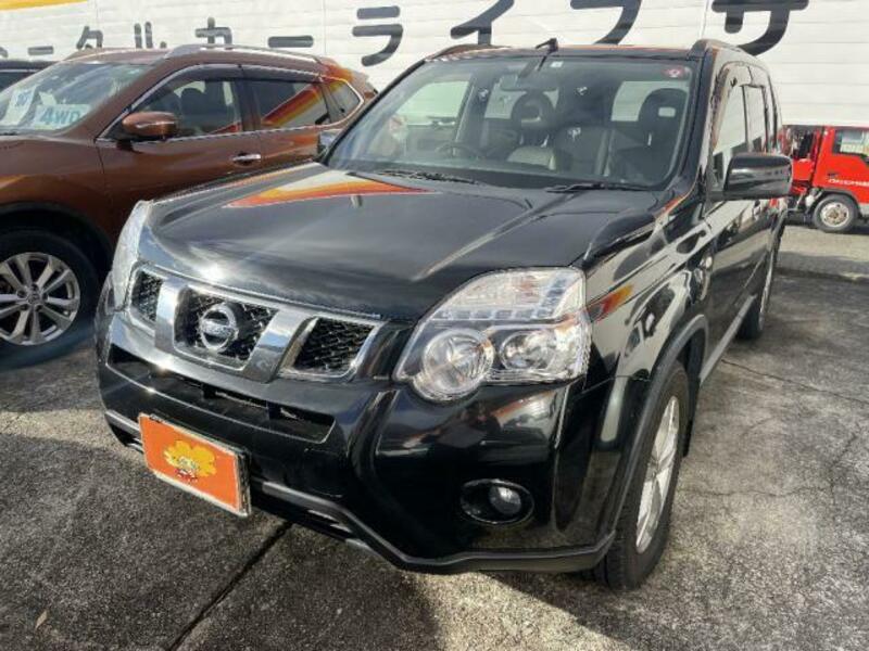 NISSAN　X-TRAIL