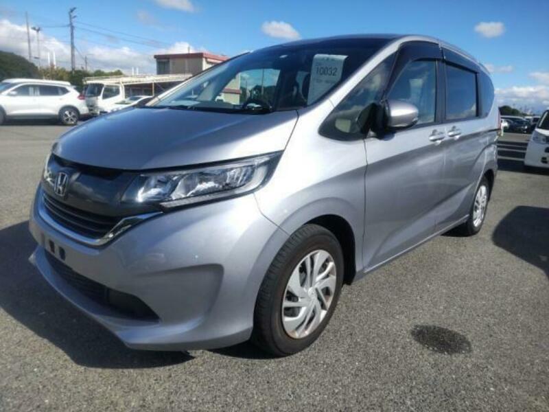 HONDA　FREED