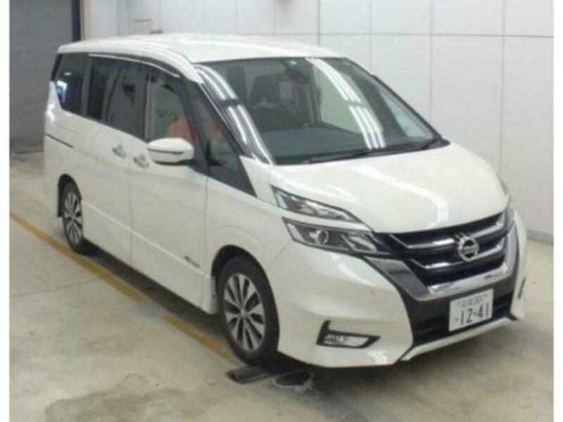 NISSAN　SERENA