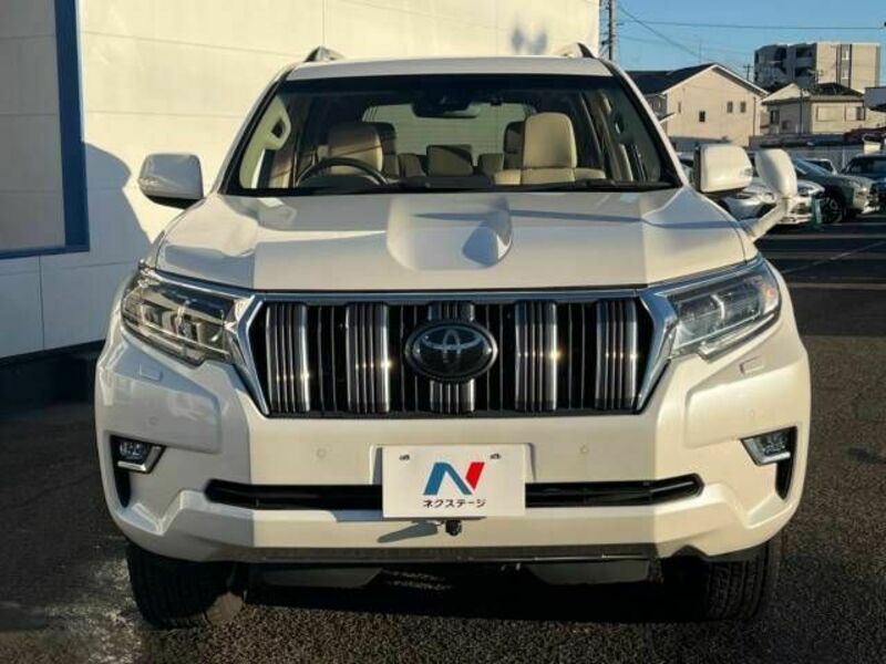 LAND CRUISER PRADO-15