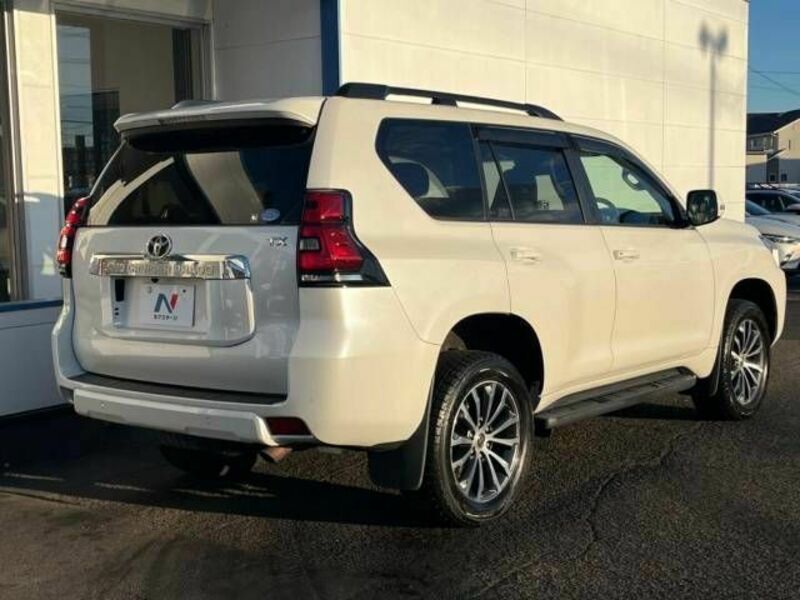 LAND CRUISER PRADO-18