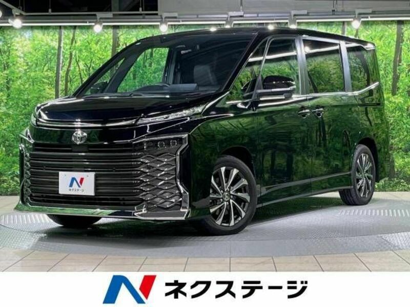 TOYOTA　VOXY