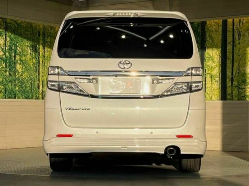 VELLFIRE-16