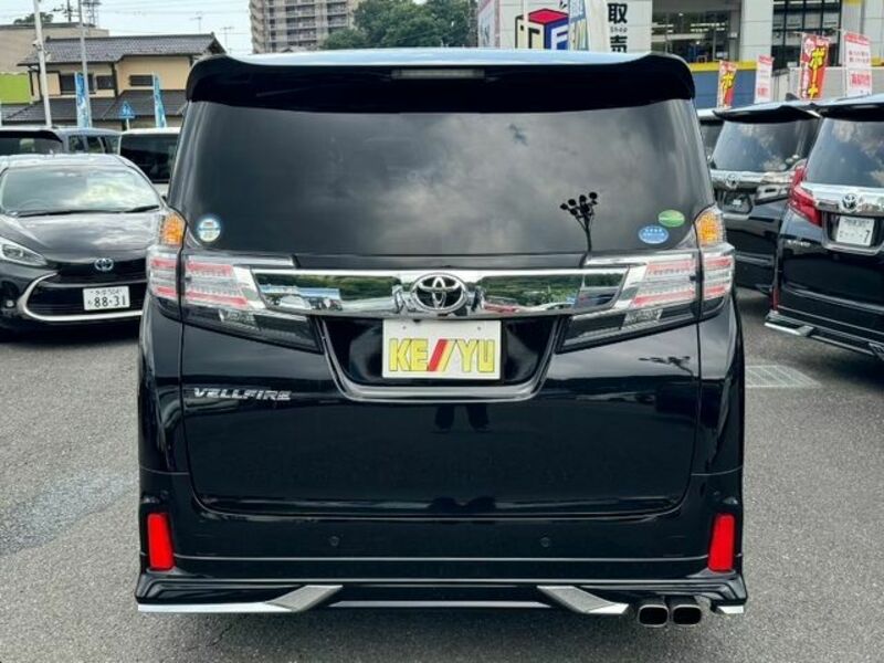 VELLFIRE-5