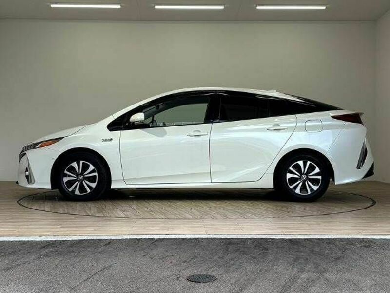 PRIUS PHV-15