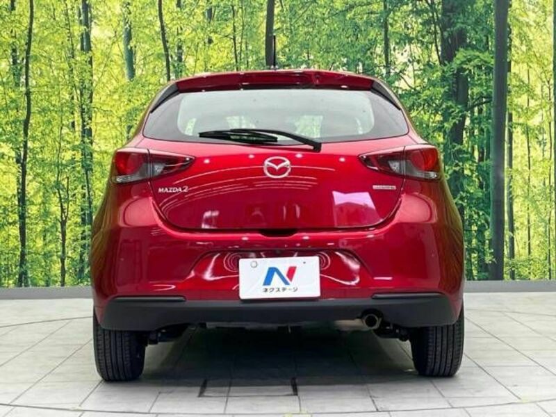 MAZDA2