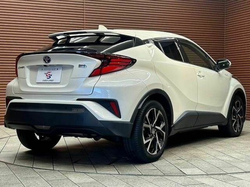 C-HR-15