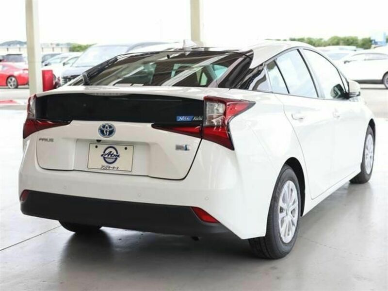 PRIUS-3