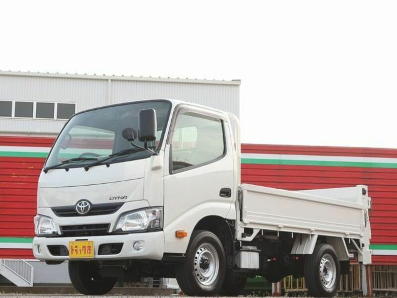 TOYOTA　DYNA