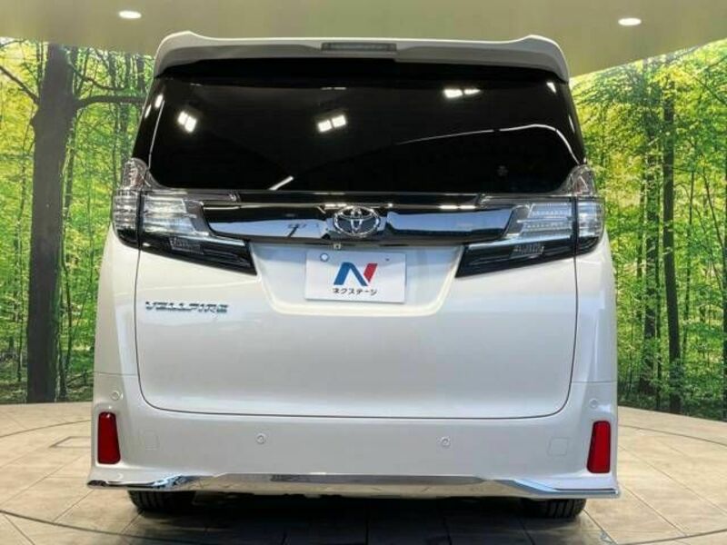 VELLFIRE-16