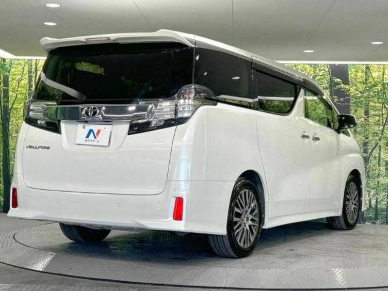 VELLFIRE-18