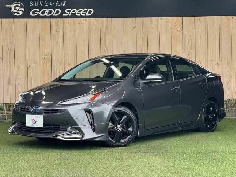 TOYOTA　PRIUS