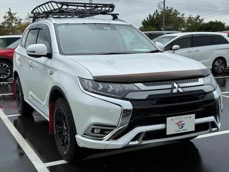 OUTLANDER PHEV-13