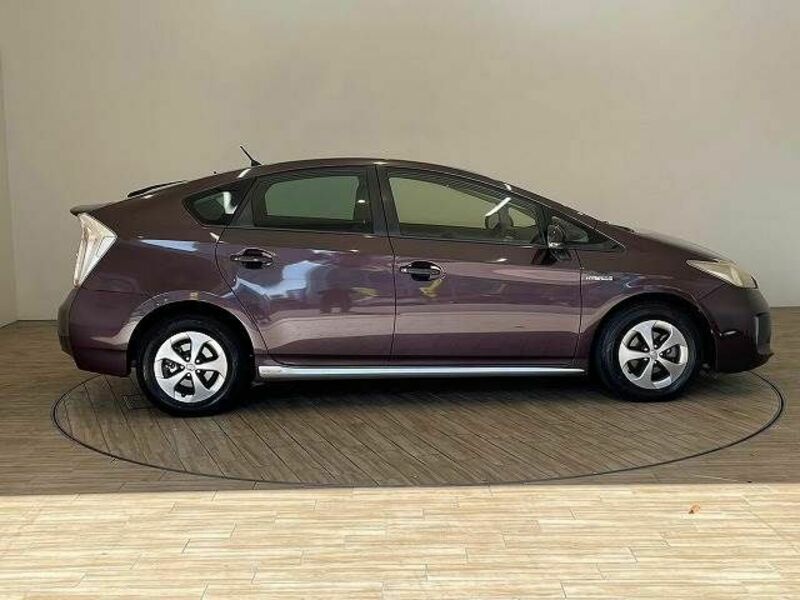 PRIUS-15