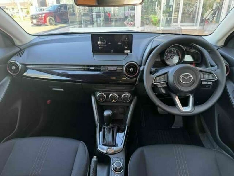 MAZDA2-16