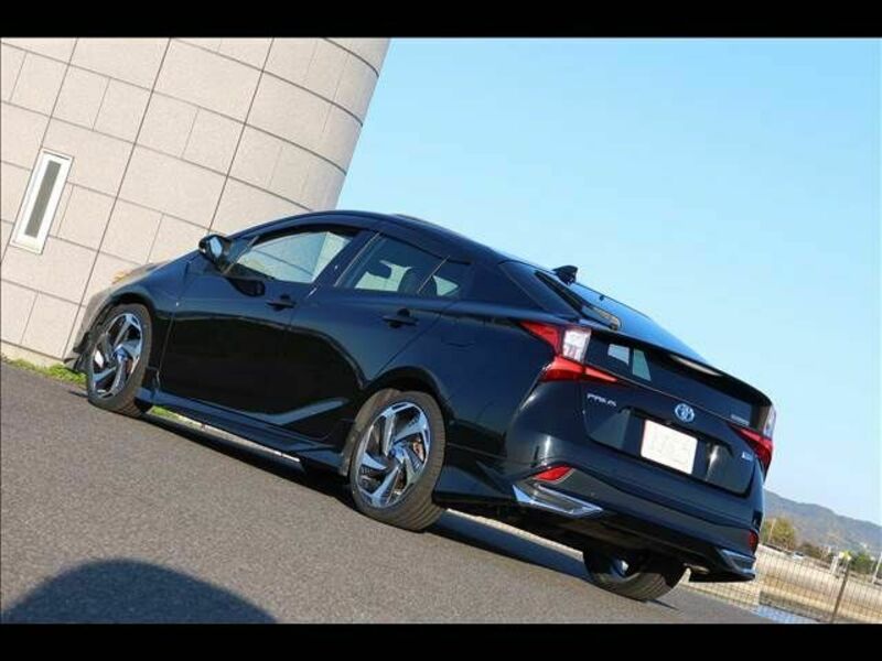 PRIUS-3