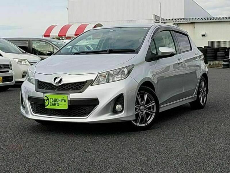 TOYOTA　VITZ