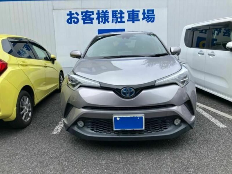 TOYOTA　C-HR