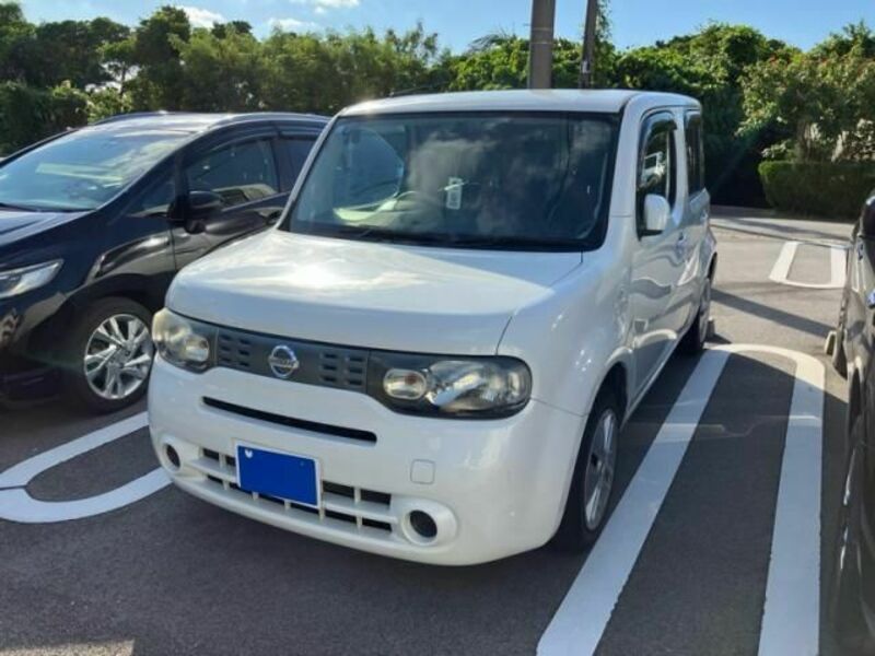 NISSAN　CUBE