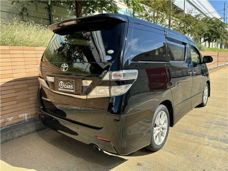 VELLFIRE-1