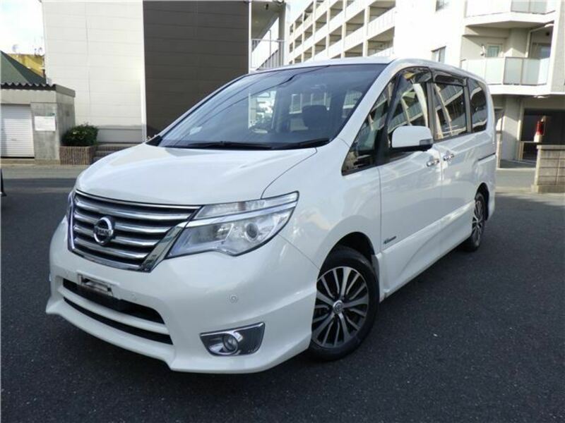 NISSAN　SERENA