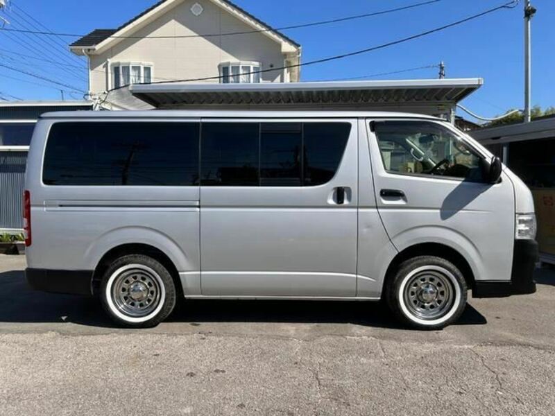 HIACE VAN-4