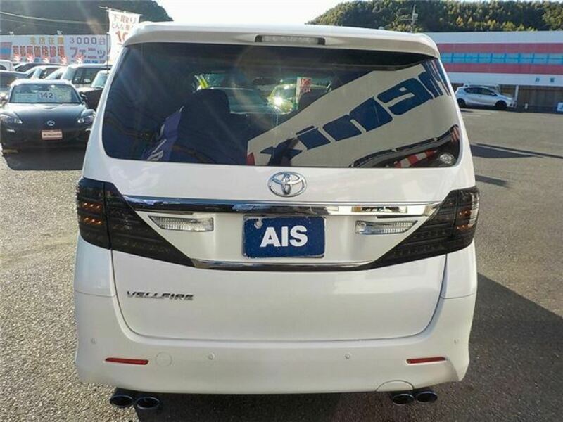 VELLFIRE-6