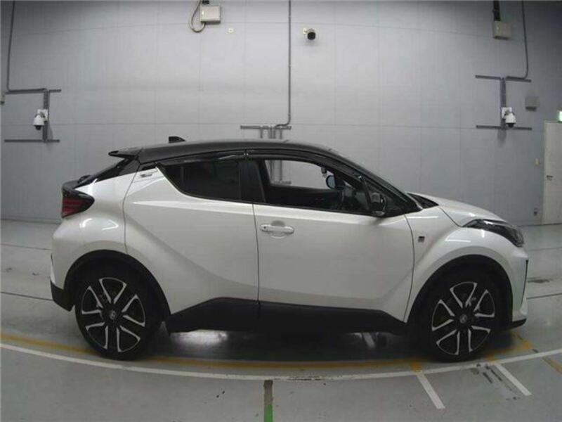 C-HR-2