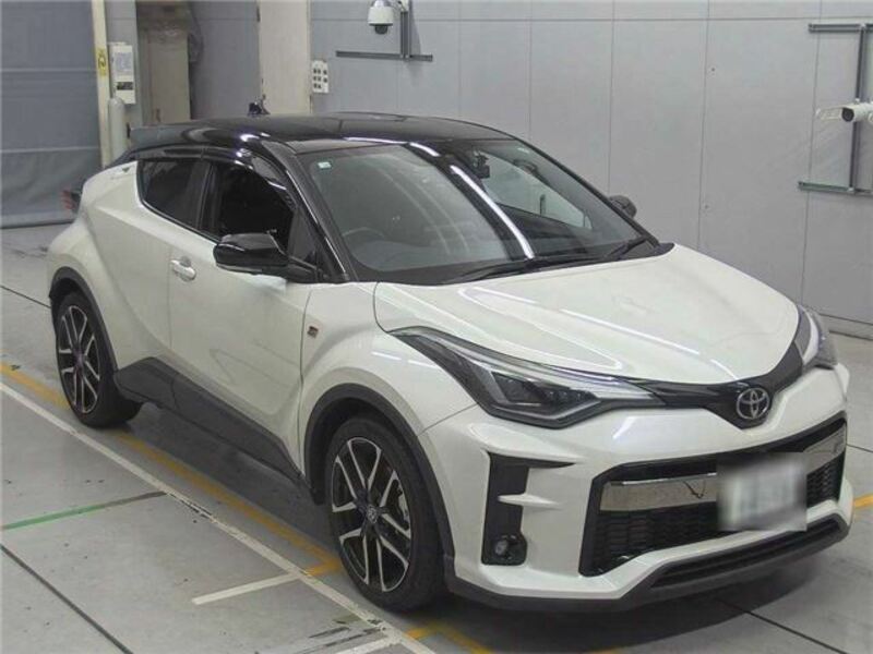 C-HR-4