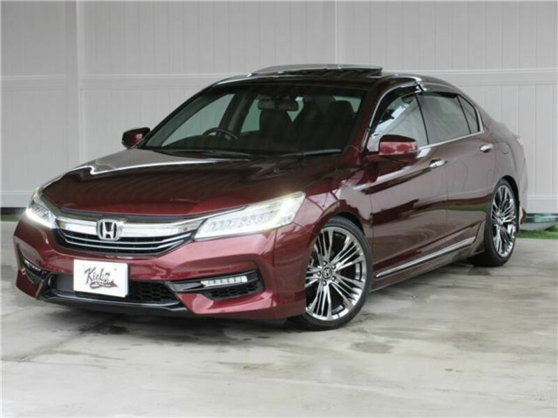 HONDA　ACCORD HYBRID