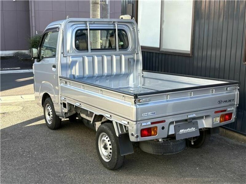 HIJET TRUCK-1