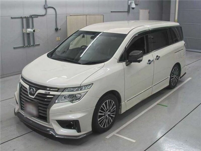 NISSAN　ELGRAND