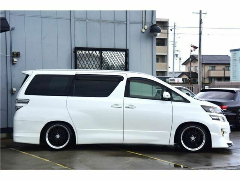 VELLFIRE-3