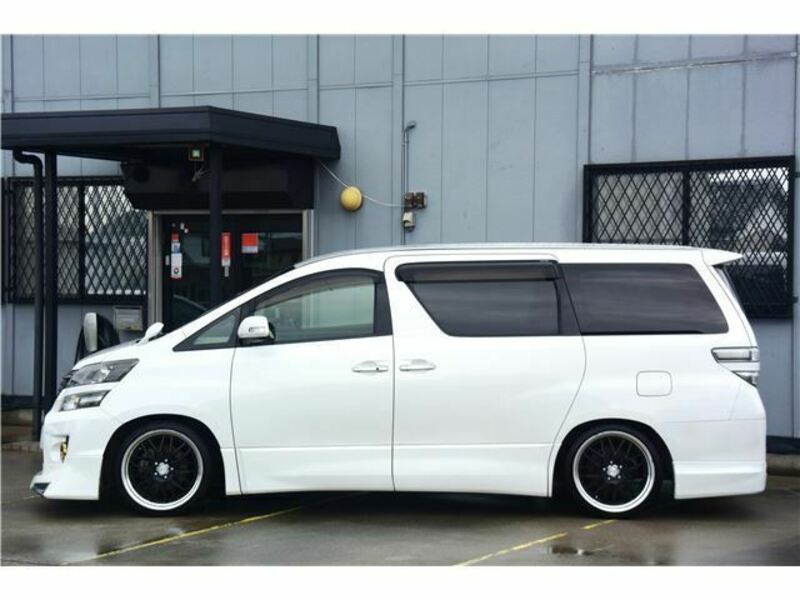 VELLFIRE-4