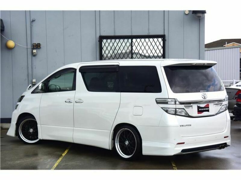 VELLFIRE-6