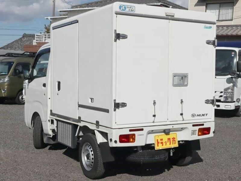 HIJET TRUCK-1