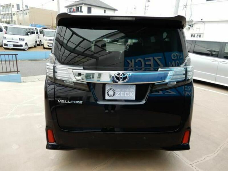 VELLFIRE-10