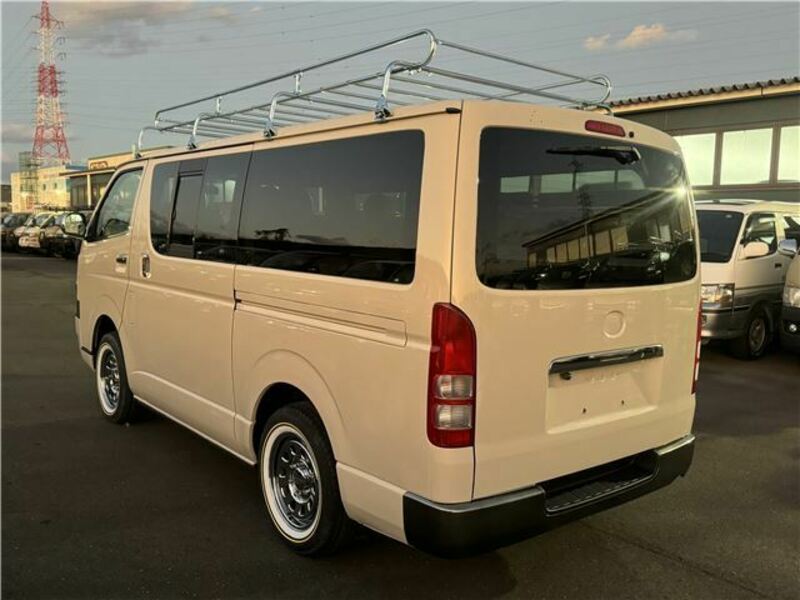 HIACE VAN-3