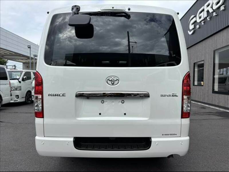 HIACE VAN-2