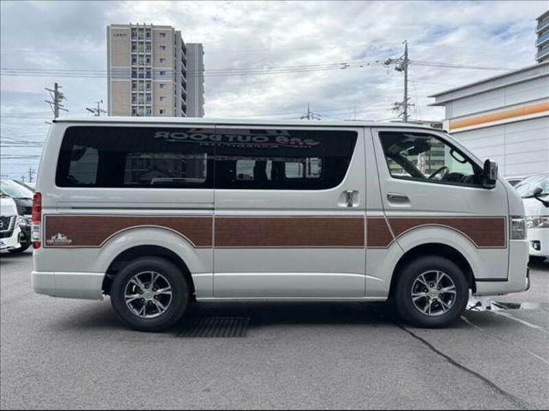 HIACE VAN-12